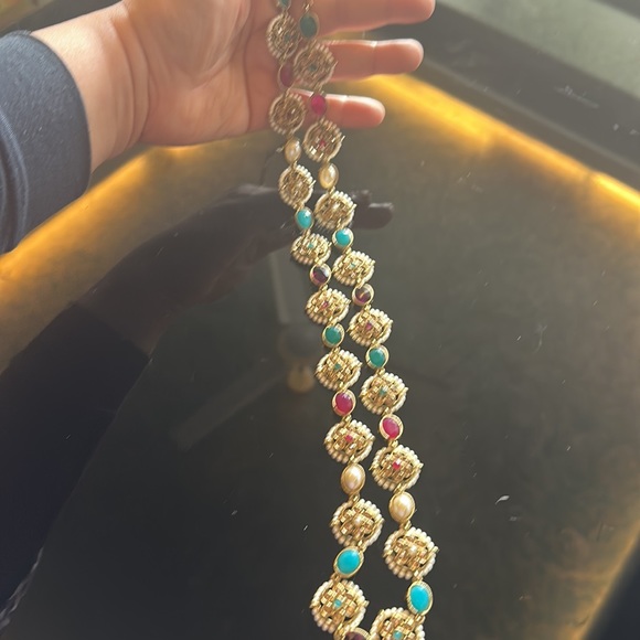 NWOT Colourful Necklace set with Maatha Teeka & matching earrings ! - Picture 8 of 9